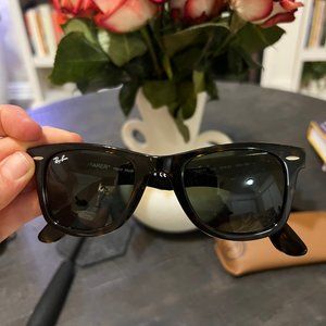 ray ban wayfarer